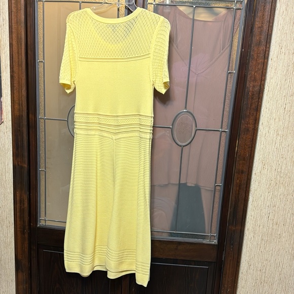 Banana Republic Dress - Picture 2 of 4